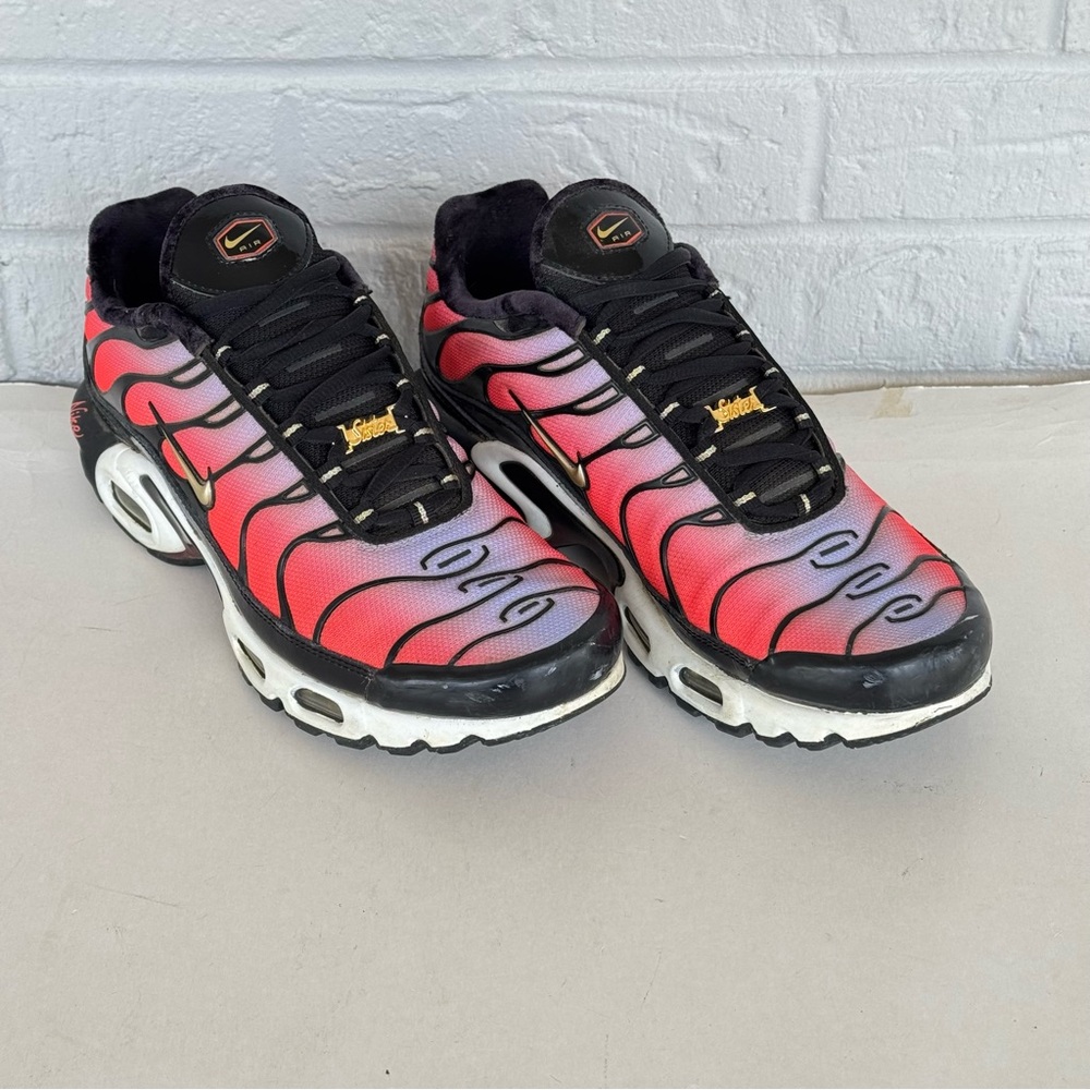 Nike Air Max Plus "Sisterhood" Sneakers Women's 9 - Picture 4 of 14